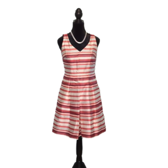 Ann Taylor Dresses & Skirts - Ann Taylor Dress 🌟Host Pick🌟